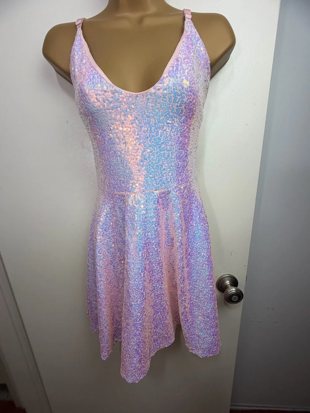BlackMilk Sparkle Sparkle Blush Iridescent Sequin Skater Dress S *FLAWS/READ* - Picture 3 of 16